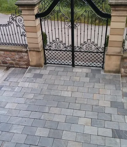 Santa Eulalia Villanueva de la Peña